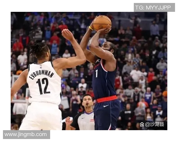 篮网与快船激战第四节精彩回顾2月22日赛场瞬间回放